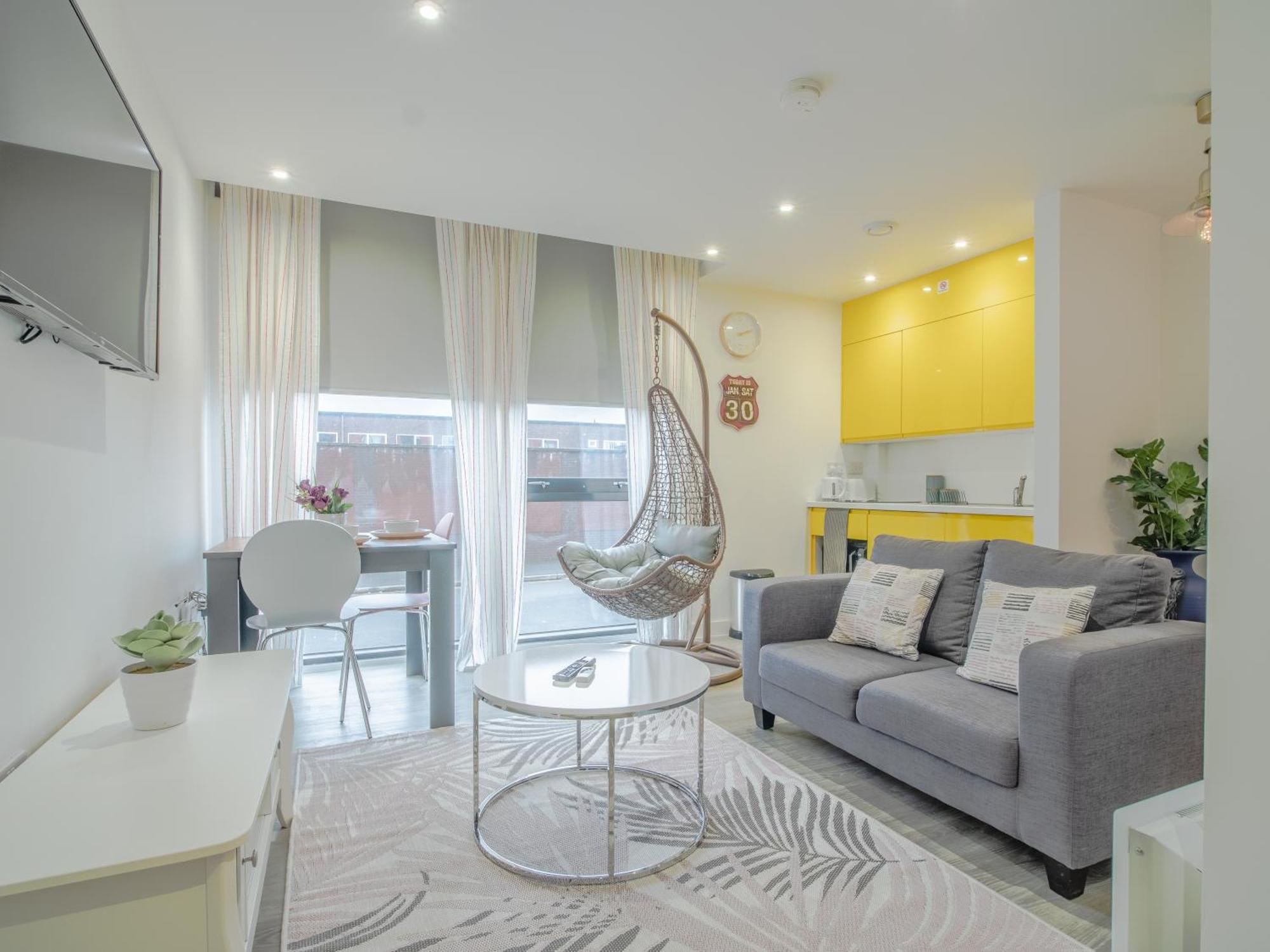 Chic And Cheerful Pad In Sheffield